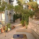 Cypriot Otel 2*